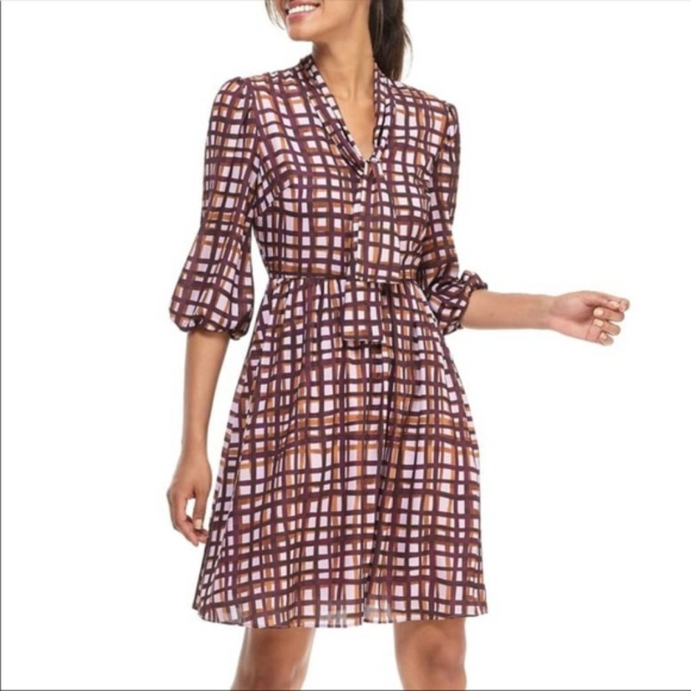 Gal Meets Glam Lindsey Dress Size 2 Purple Pink Plaid Tie Neck Pockets V Neck